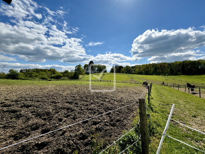 Maison - 150 m² - 7 pièces