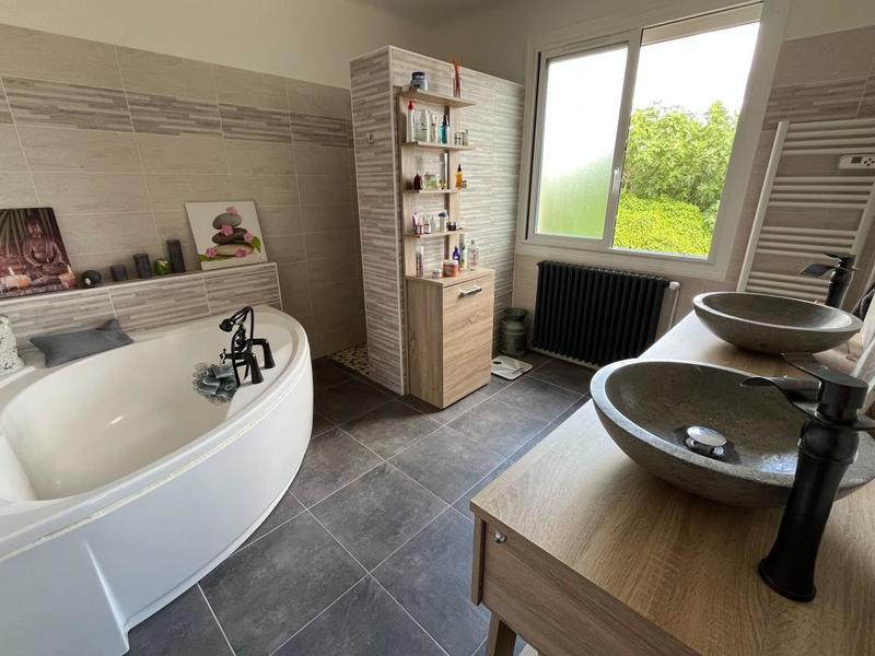 Maison - 150 m² - 5 pièces