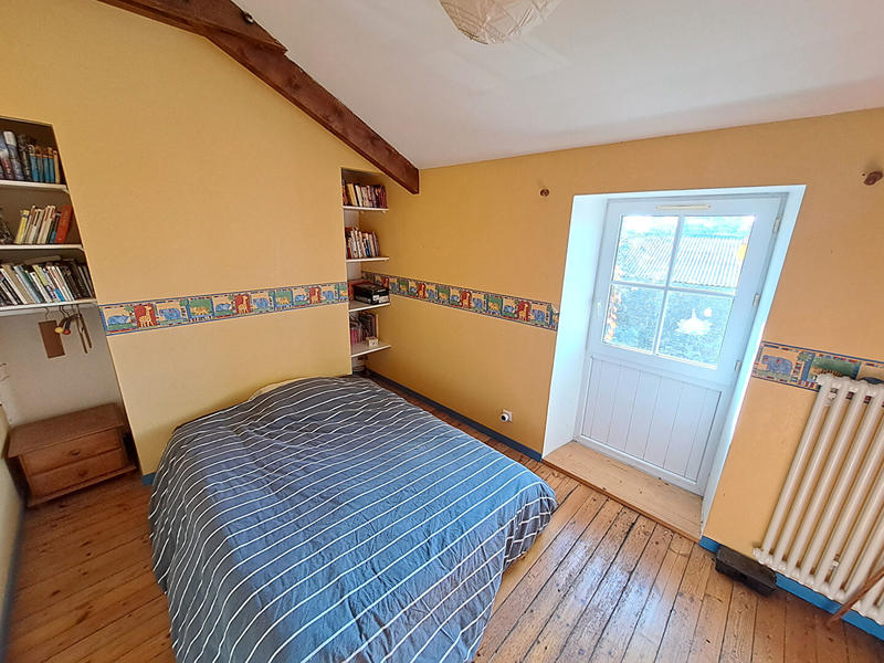 Maison - 244 m² - 6 pièces