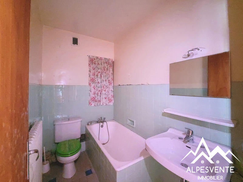 Maison - 330 m² - 14 pièces