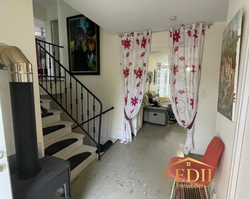 Maison de village - 112 m² - 4 pièces