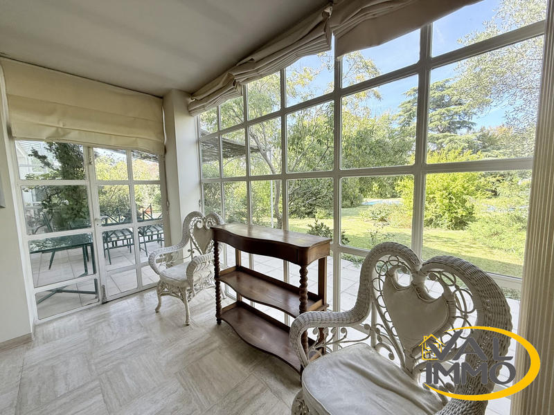 Maison - 270 m² - 7 pièces