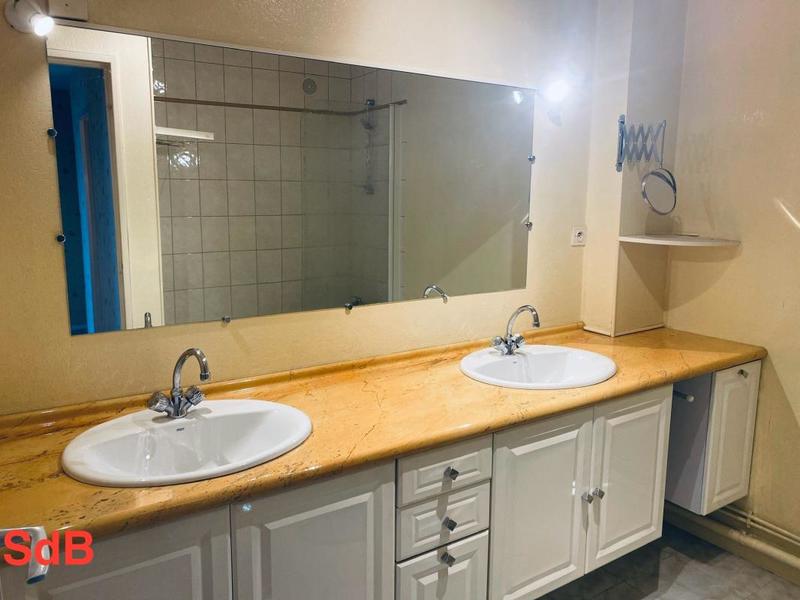 Appartement - 92 m² - 4 pièces