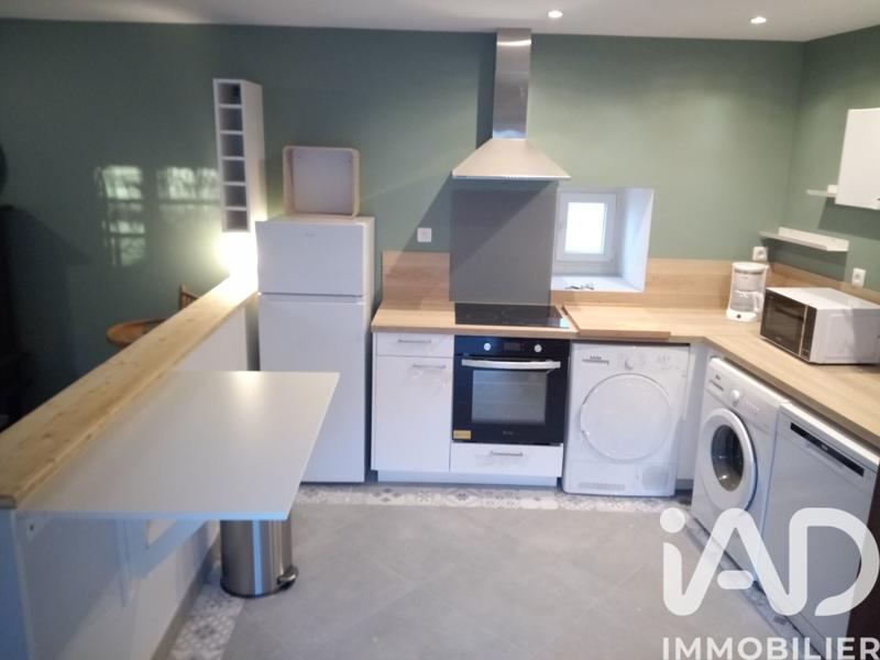 Maison - 213 m² - 10 pièces