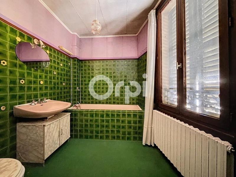 Maison - 194 m² - 6 pièces