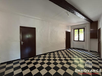 Maison - 121 m² - 6 pièces