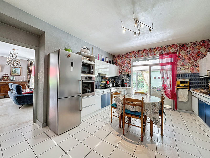 Maison - 145 m² - 7 pièces