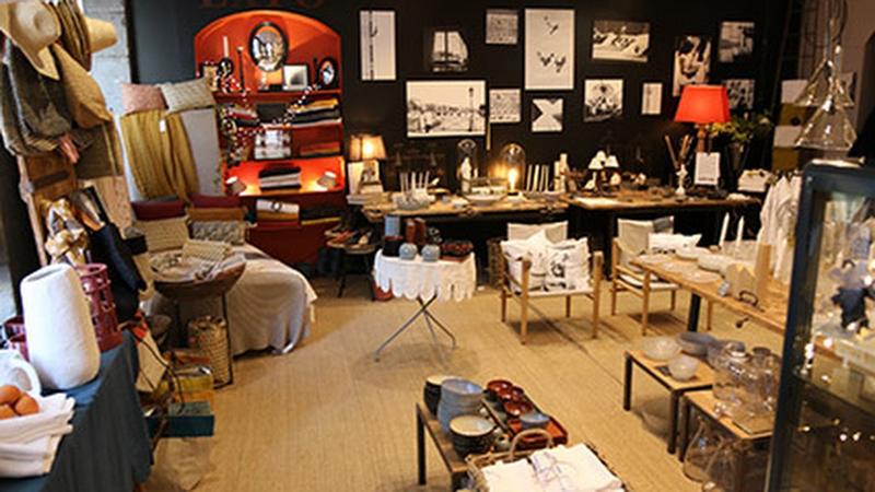 Extravagance Cabinet de curiosité