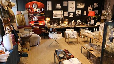 Extravagance Cabinet de curiosité