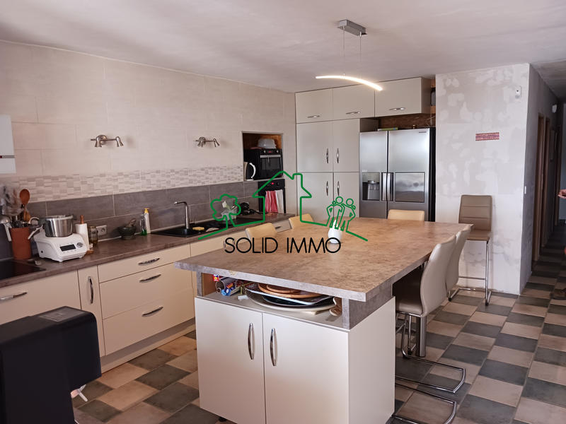 Mas - 150 m² - 14 pièces