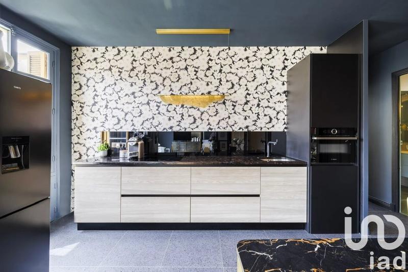 Appartement - 100 m² - 3 pièces