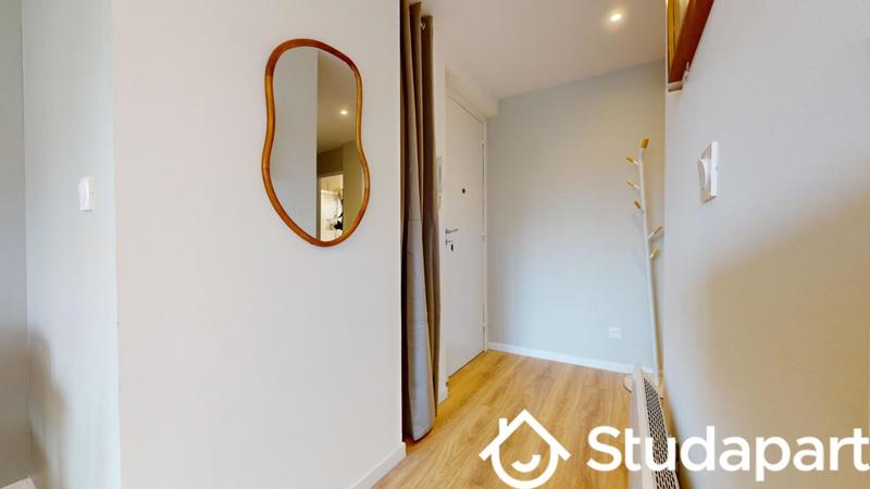 Chambre - 9 m² - 1 pièce