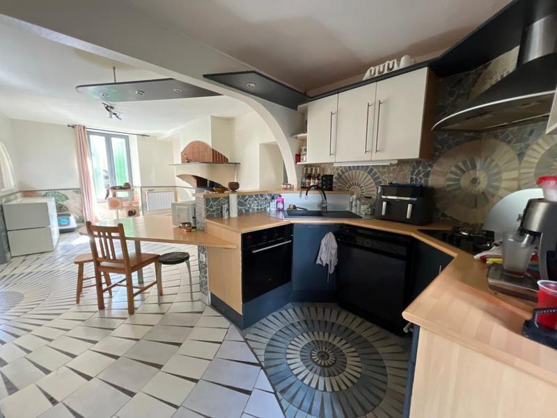 Maison - 145 m² - 4 pièces