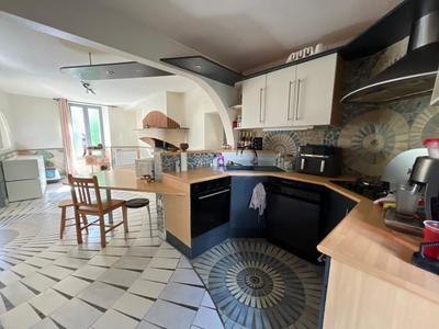 Maison - 145 m² - 4 pièces