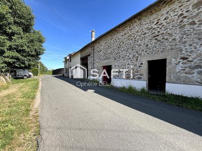 Maison - 95 m² - 5 pièces