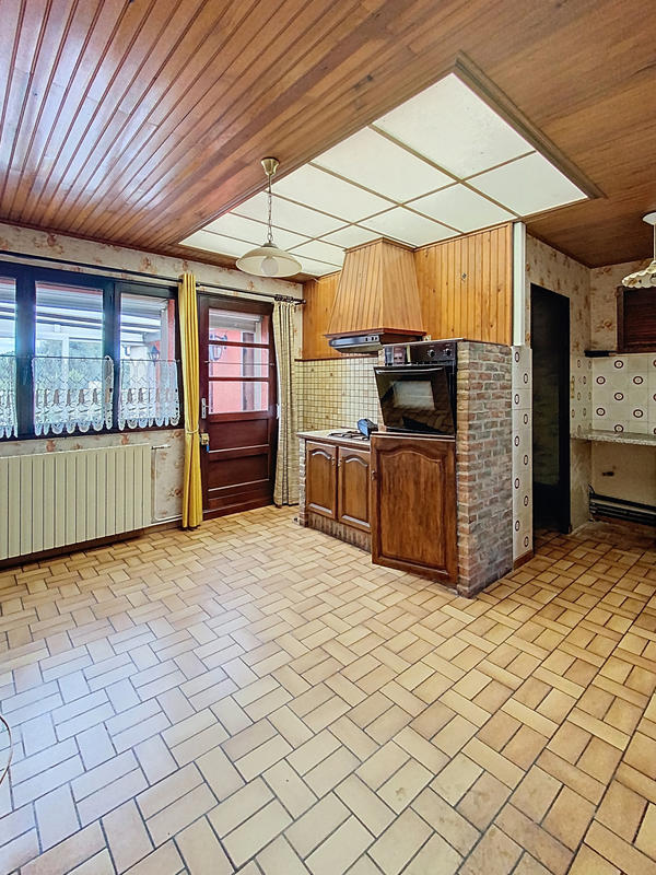 Maison - 93 m² - 6 pièces