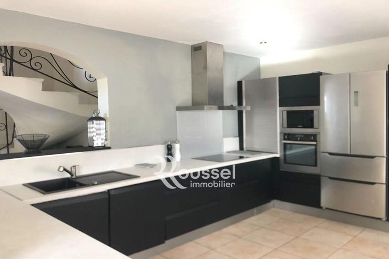 Villa - 174 m² - 6 pièces