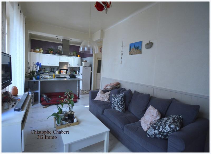 Maison - 252 m² - 18 pièces