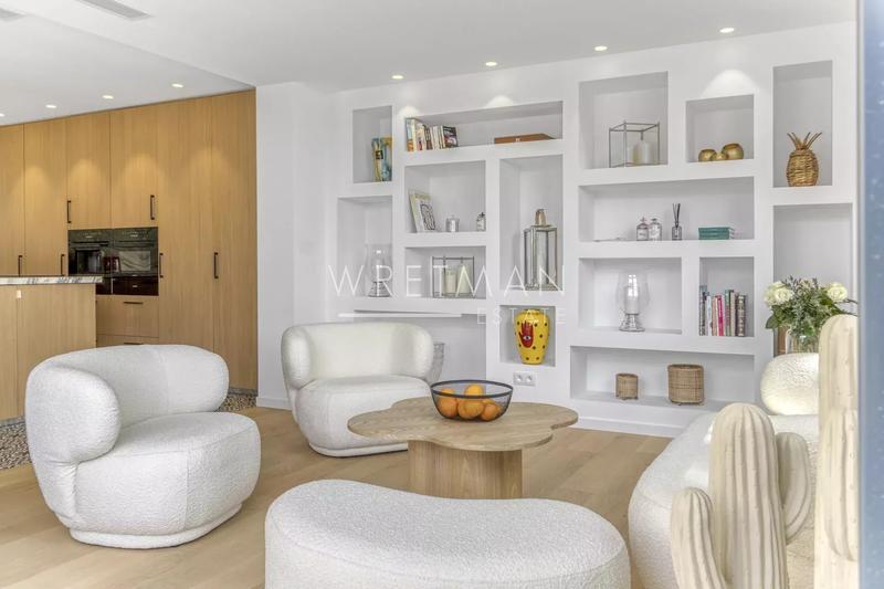 Villa - 222 m² - 6 pièces