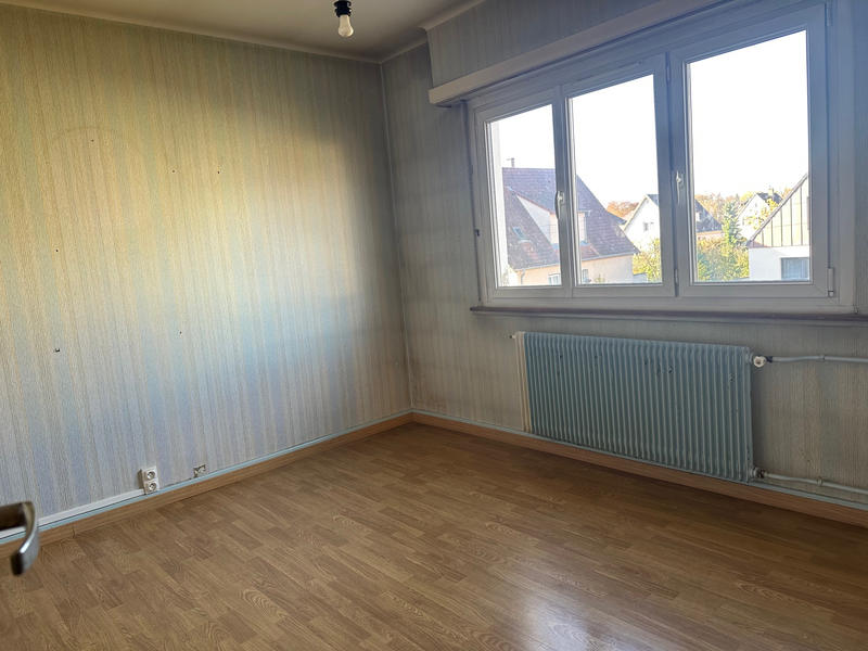 Maison - 98 m² - 5 pièces