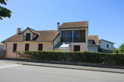 Maison - 106 m² - 5 pièces