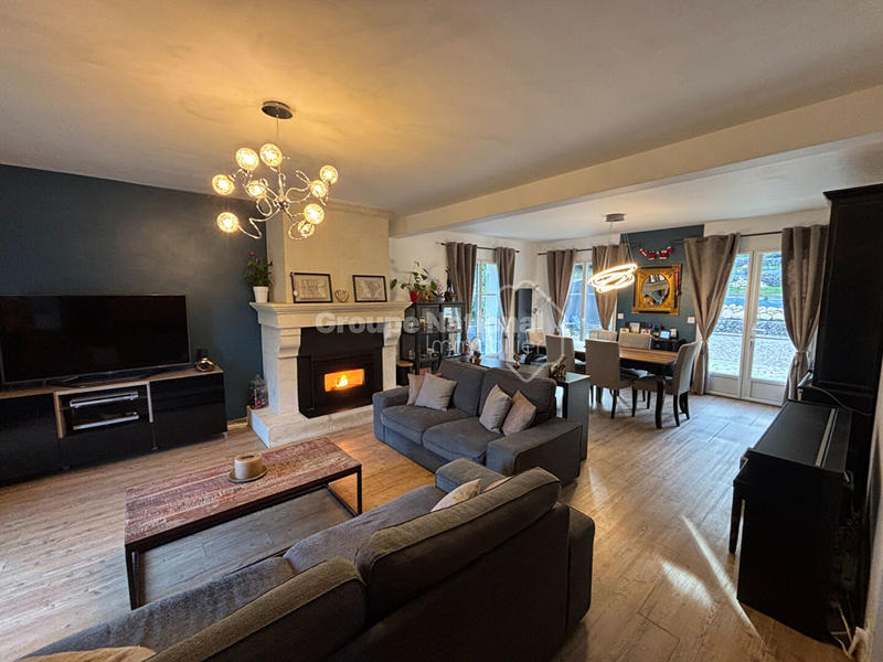 Maison - 145 m² - 7 pièces