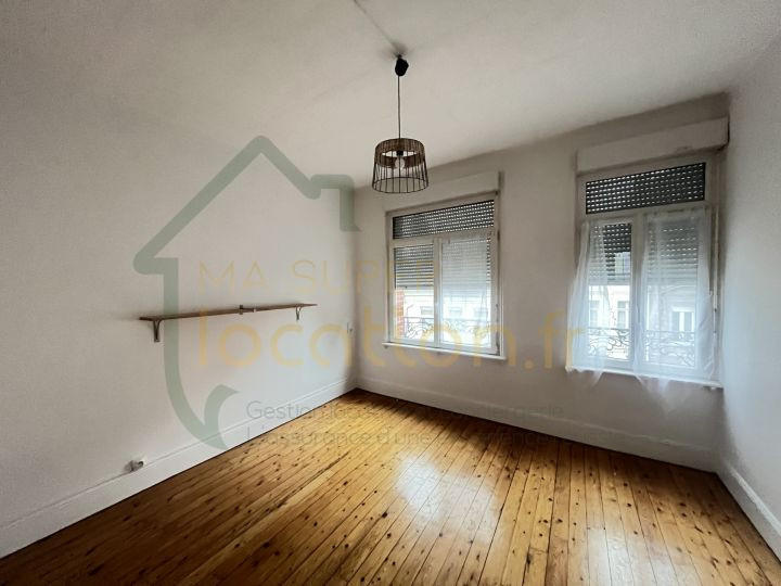 Maison - 146 m² - 8 pièces