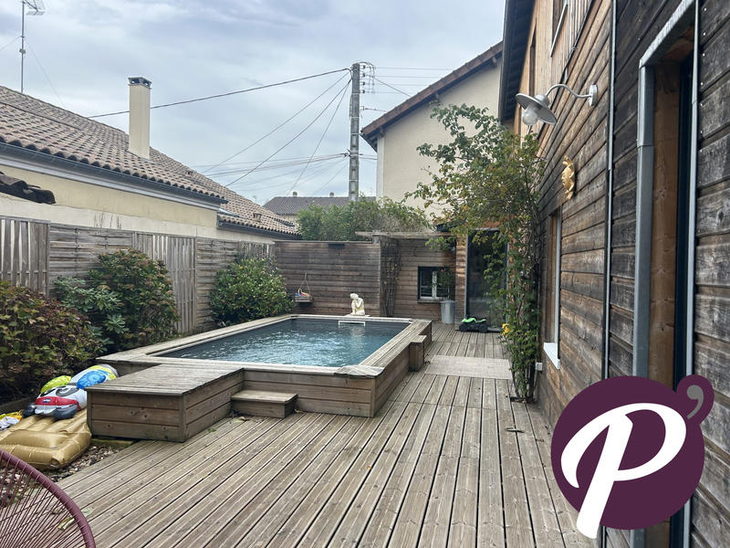 Maison - 185 m² - 5 pièces