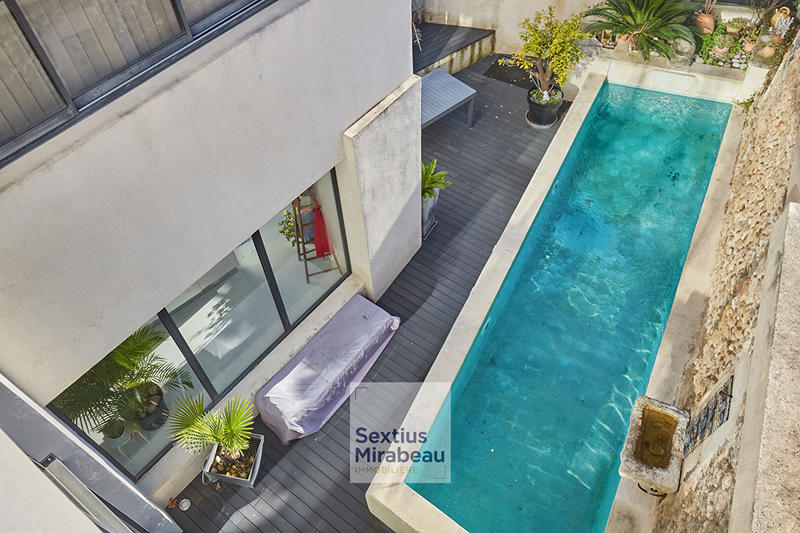 Maison - 288 m² - 5 pièces