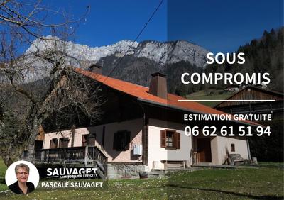 Châlet - 205 m² - 3 pièces