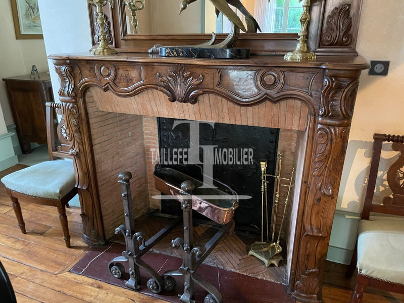 Maison - 253 m² - 5 pièces