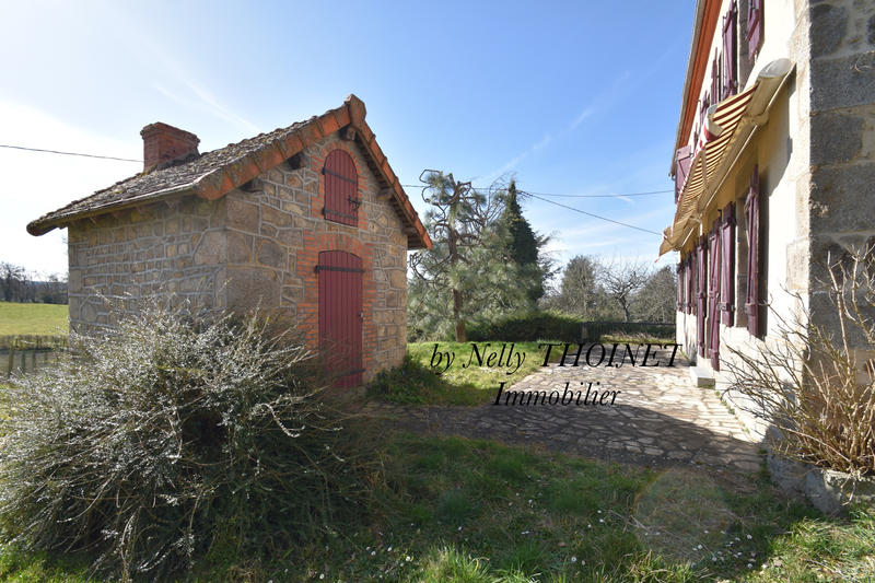 Propriété - 155 m² - 8 pièces