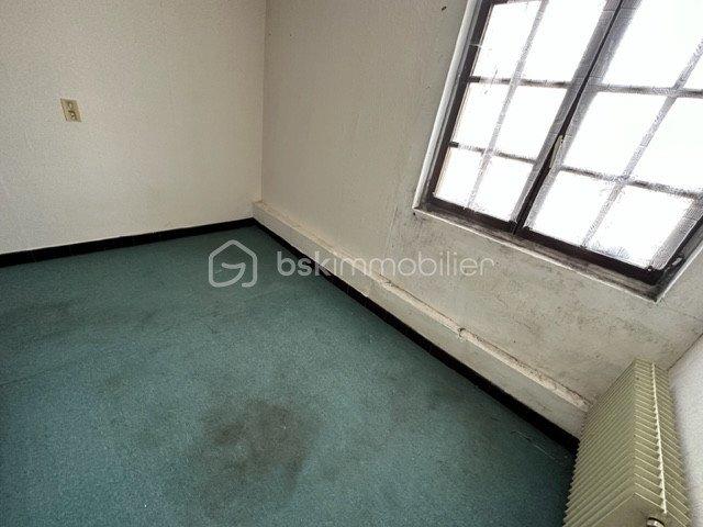 Immeuble - 300 m² - 12 pièces