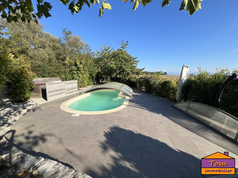 Maison - 200 m² - 6 pièces