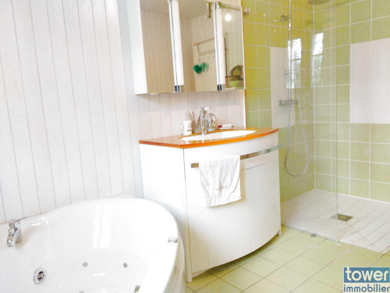 Maison - 111 m² - 5 pièces