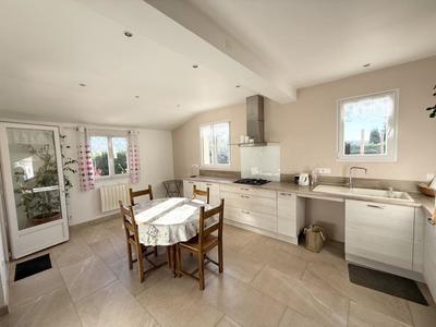 Maison - 192 m² - 7 pièces