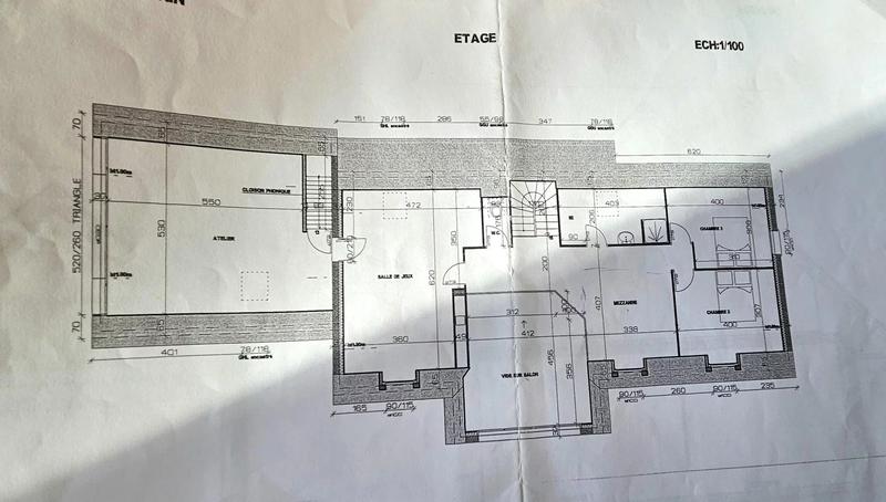 Maison - 202 m² - 9 pièces