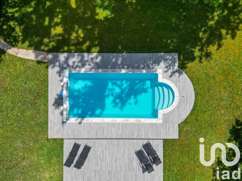 Maison - 270 m² - 7 pièces