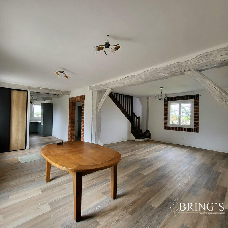 Maison traditionnelle - 119 m² - 7 pièces