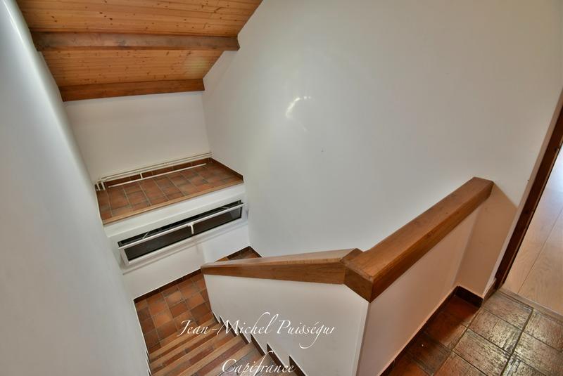 Maison - 215 m² - 8 pièces