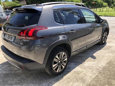 Peugeot 2008 1.5 Hdi Allure Bluehdi 100cv Bvm5