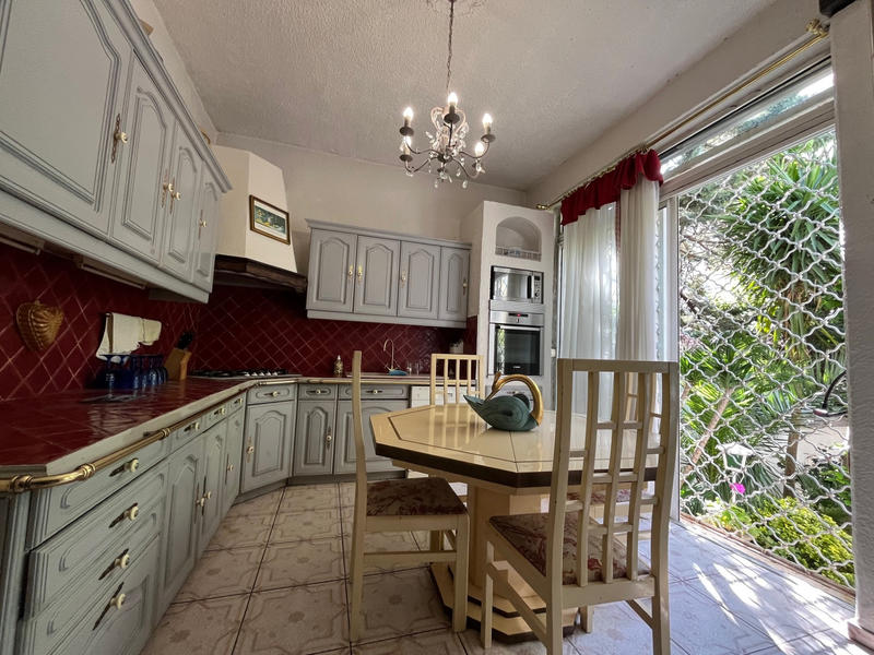 Maison - 145 m² - 5 pièces