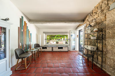 Maison - 208 m² - 5 pièces