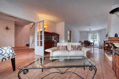 Maison - 153 m² - 7 pièces