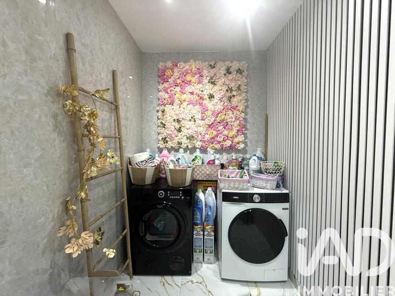 Maison - 170 m² - 6 pièces