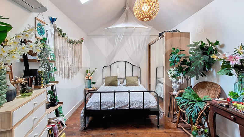 Maison - 177 m² - 8 pièces