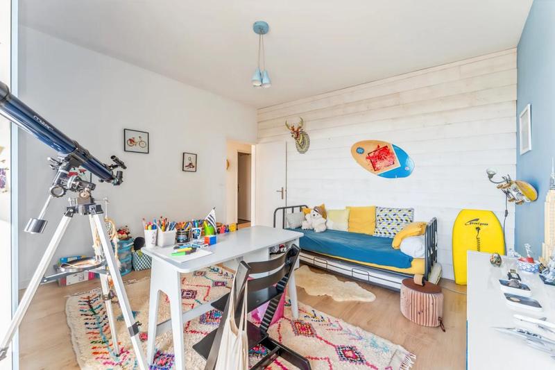 Appartement - 100 m² - 4 pièces