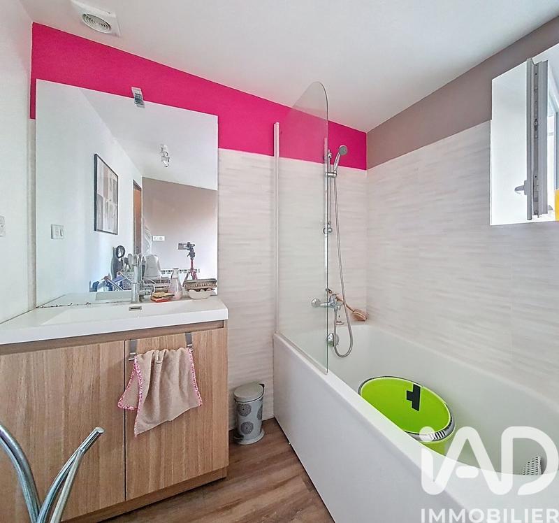 Maison - 275 m² - 11 pièces