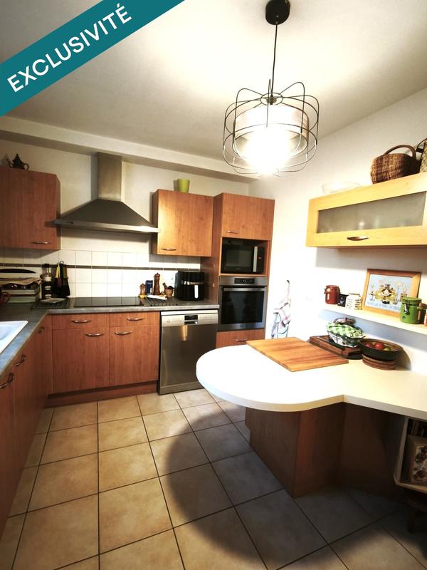 Maison - 99 m² - 4 pièces