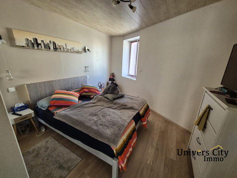 Maison - 141 m² - 5 pièces